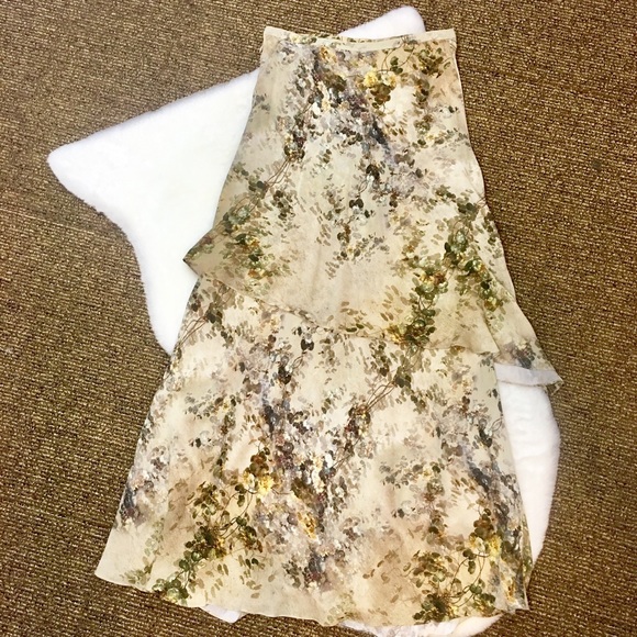 Peruvian Connection Floral Tiered Maxi Skirt - Picture 6 of 6